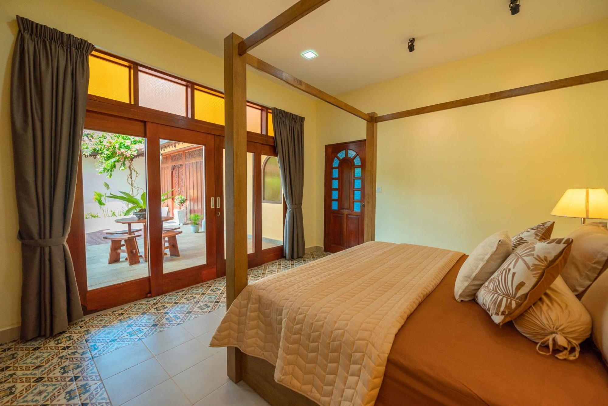 Limasan Villa Langkawi Pantai Cenang  Rum bild