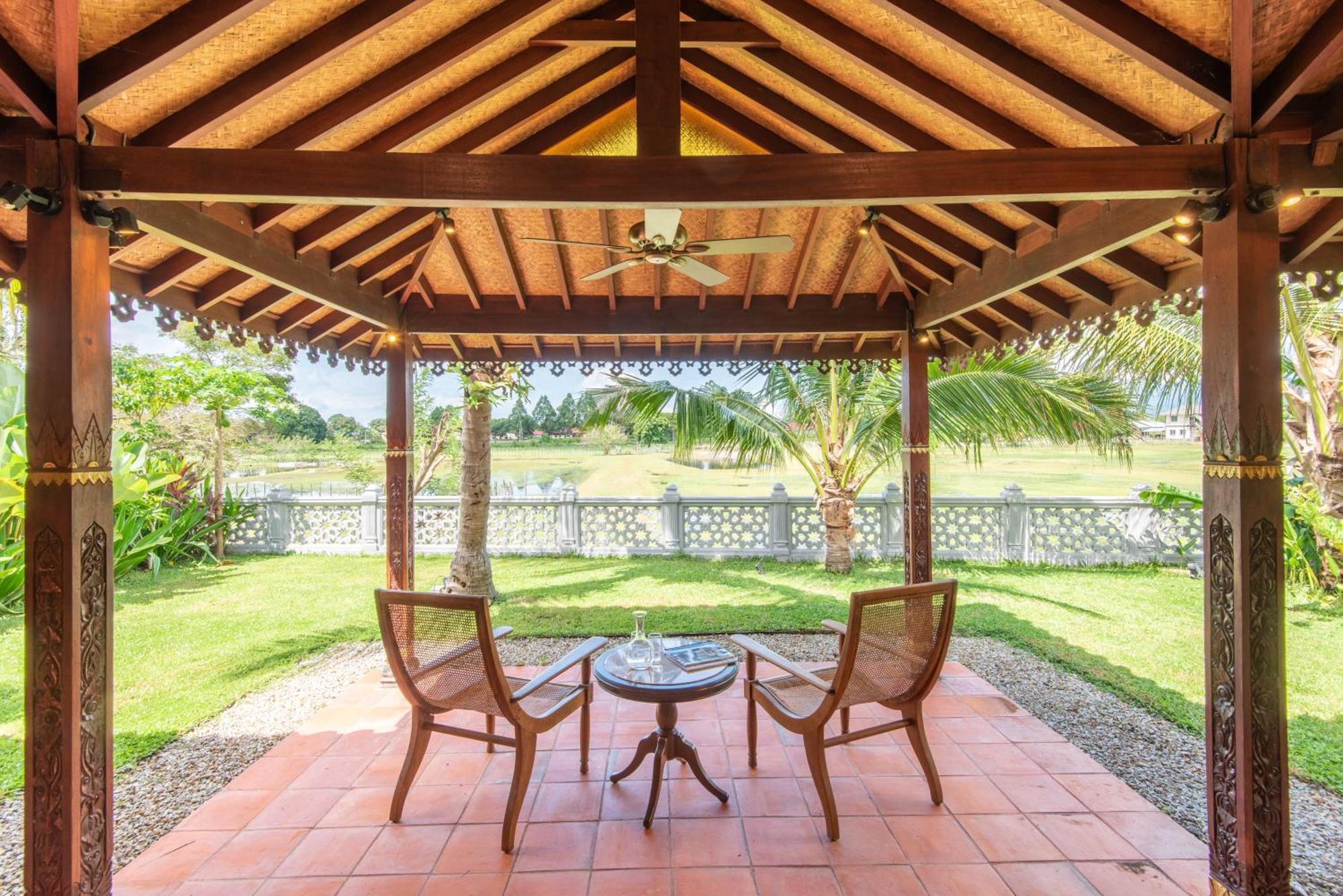 Limasan Villa Langkawi Pantai Cenang  Exteriör bild
