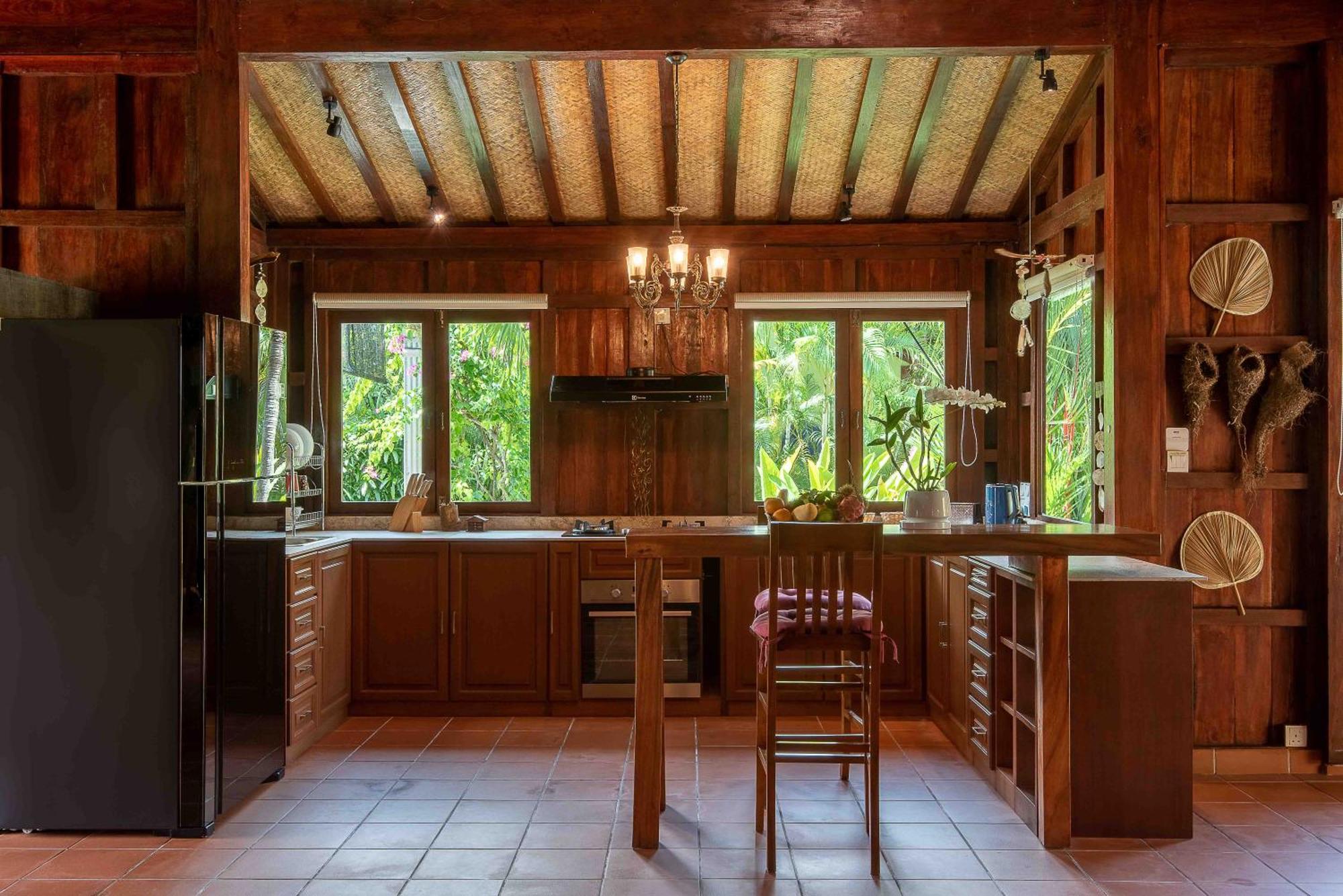Limasan Villa Langkawi Pantai Cenang  Rum bild